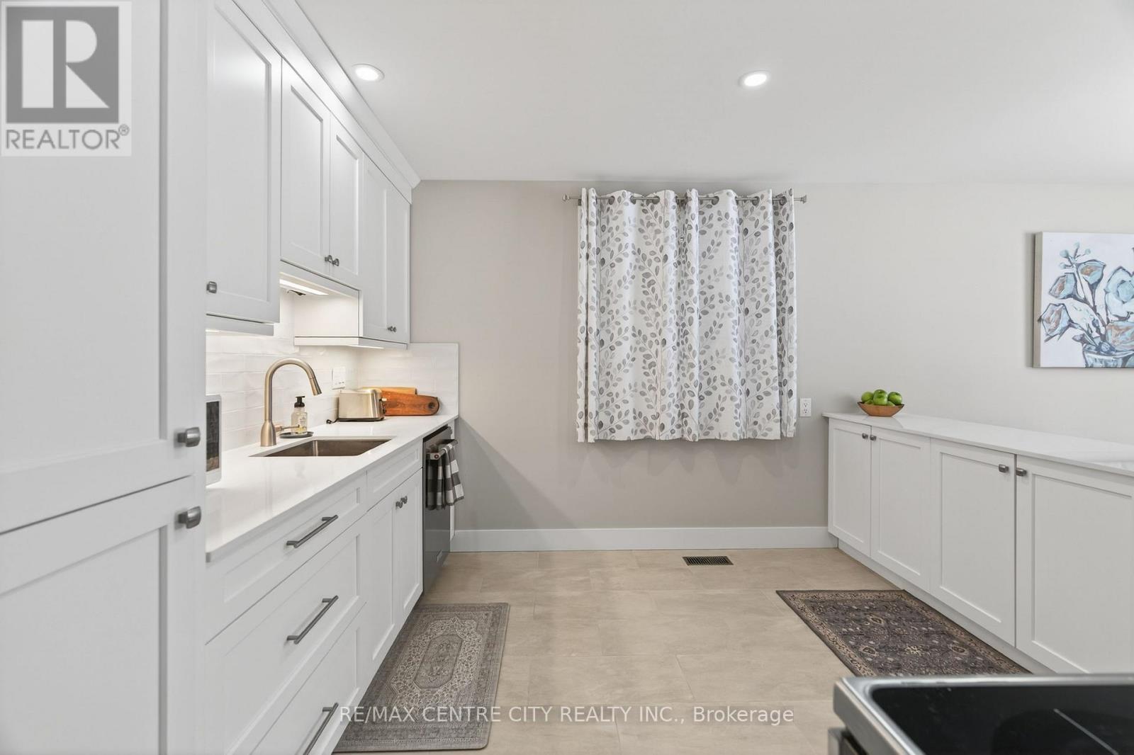 1102 Prince Philip Drive, London North, Ontario  N6H 4E5 - Photo 11 - X12792554