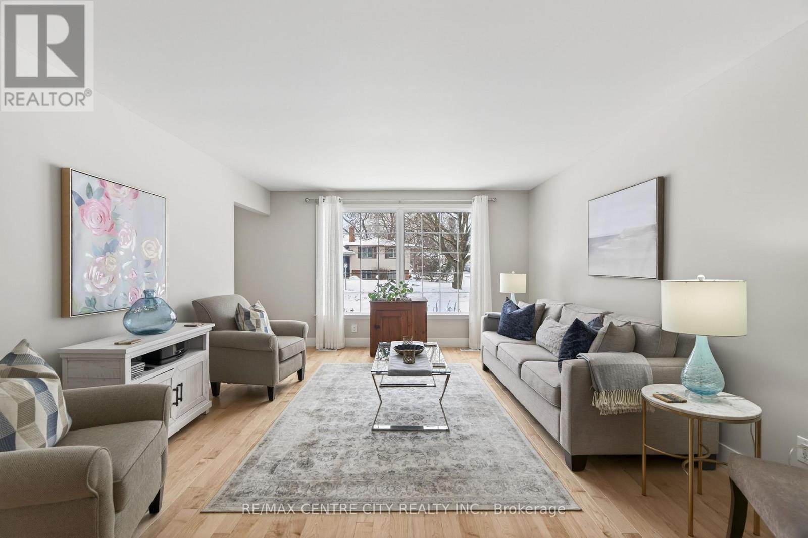 1102 Prince Philip Drive, London North, Ontario  N6H 4E5 - Photo 3 - X12792554