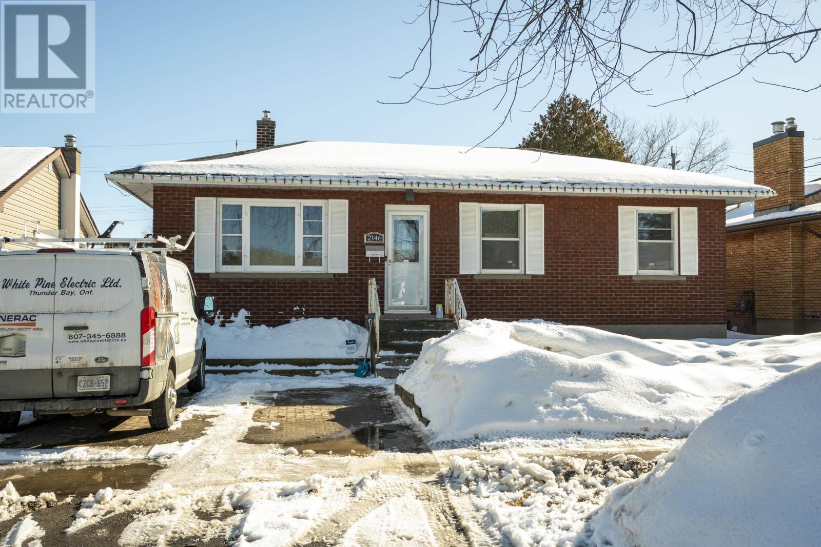 2146 Begin ST E, Thunder Bay, Ontario