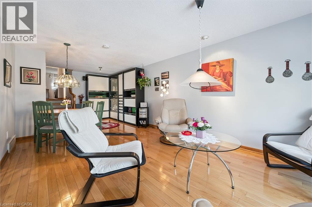 303 Mayview Crescent Unit# A, Waterloo, Ontario  N2V 1P5 - Photo 9 - 40809604