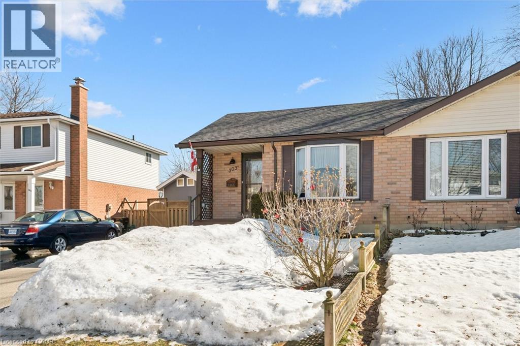 303 Mayview Crescent Unit# A, Waterloo, Ontario  N2V 1P5 - Photo 3 - 40809604