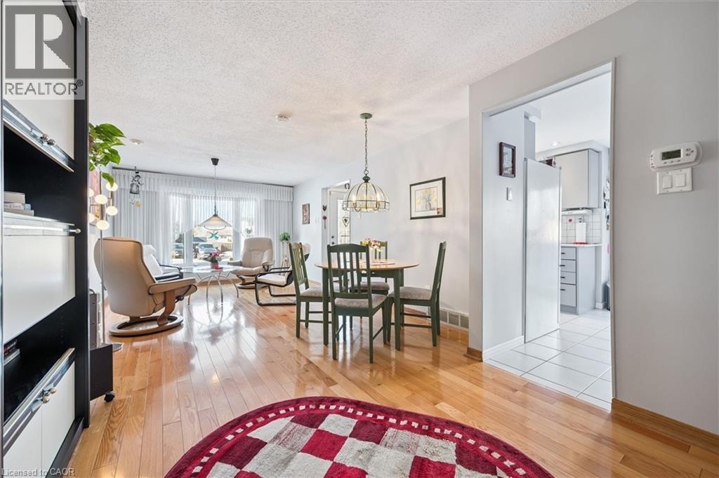 303 Mayview Crescent Unit# A, Waterloo, Ontario  N2V 1P5 - Photo 12 - 40809604