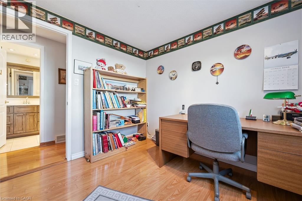 303 Mayview Crescent Unit# A, Waterloo, Ontario  N2V 1P5 - Photo 18 - 40809604