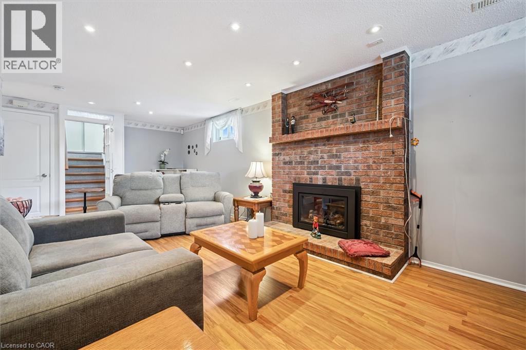 303 Mayview Crescent Unit# A, Waterloo, Ontario  N2V 1P5 - Photo 27 - 40809604