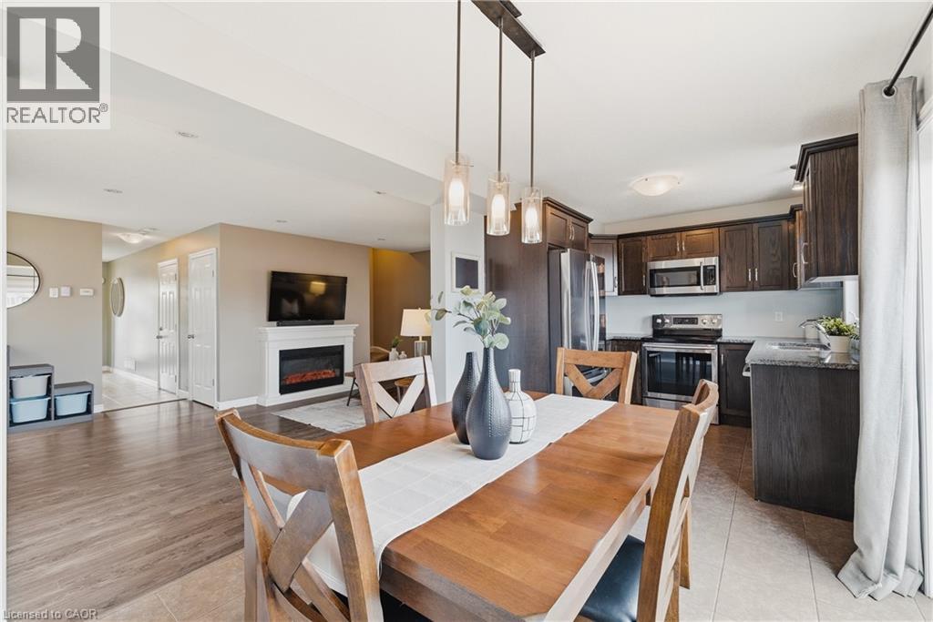 18 Mcguire Lane, Elmira, Ontario  N3B 0B6 - Photo 6 - 40814244