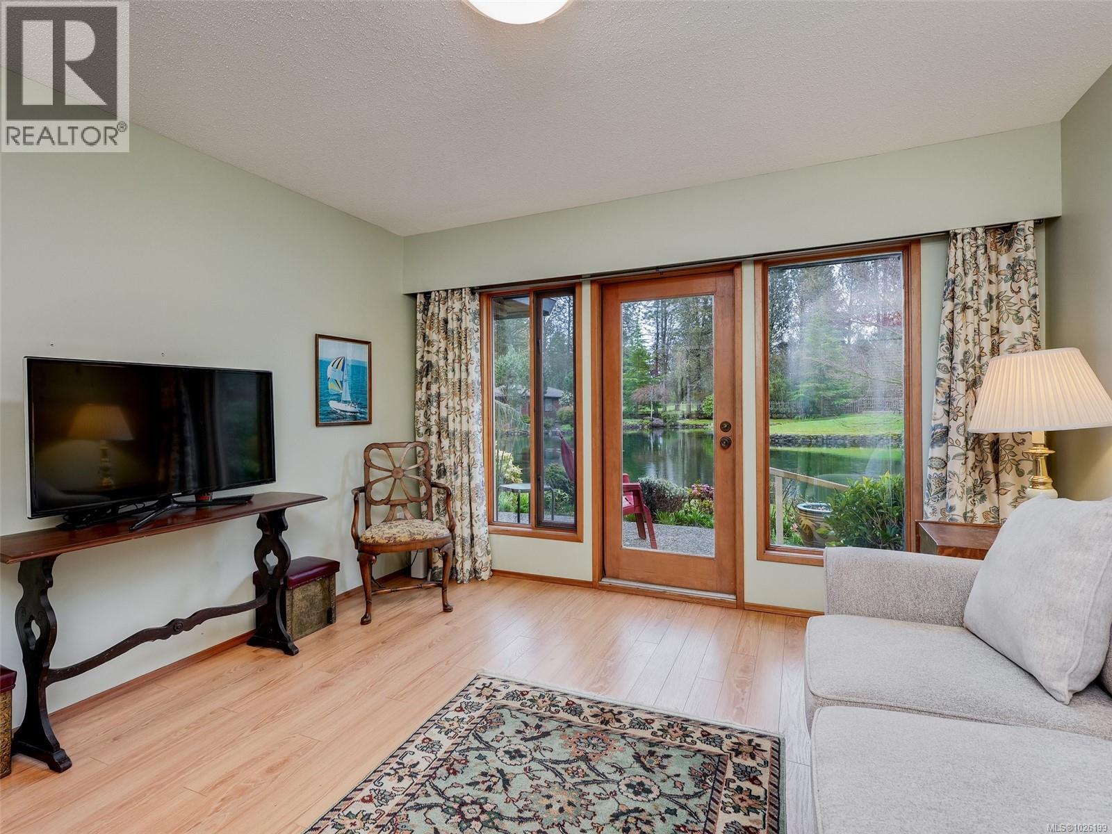 125 2345 Cedar Hill Cross Rd, Oak Bay, British Columbia  V8P 5M8 - Photo 14 - 1026199