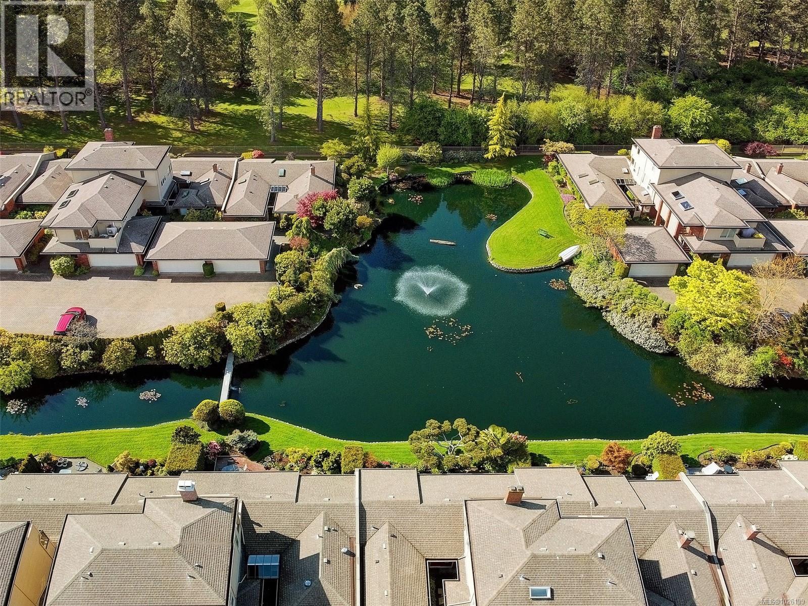 125 2345 Cedar Hill Cross Rd, Oak Bay, British Columbia  V8P 5M8 - Photo 29 - 1026199