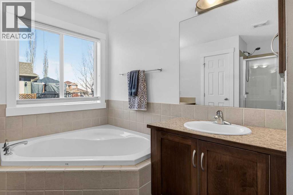 811 Boulder Creek Drive SE, Langdon, Alberta  T0J 1X3 - Photo 24 - A2277003