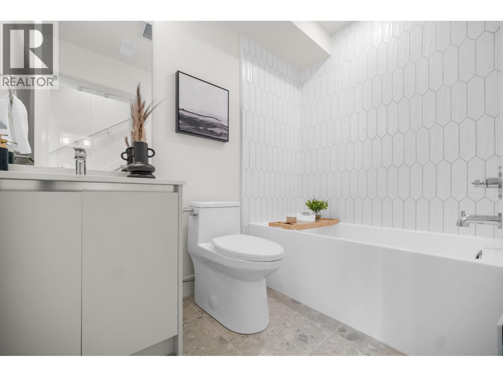 101 1837 E Georgia Street, Vancouver, British Columbia  V5L 2B5 - Photo 18 - R3105314