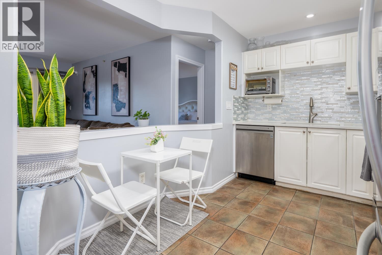 505 215 Twelfth Street, New Westminster, British Columbia  V3M 4H4 - Photo 3 - R3097609