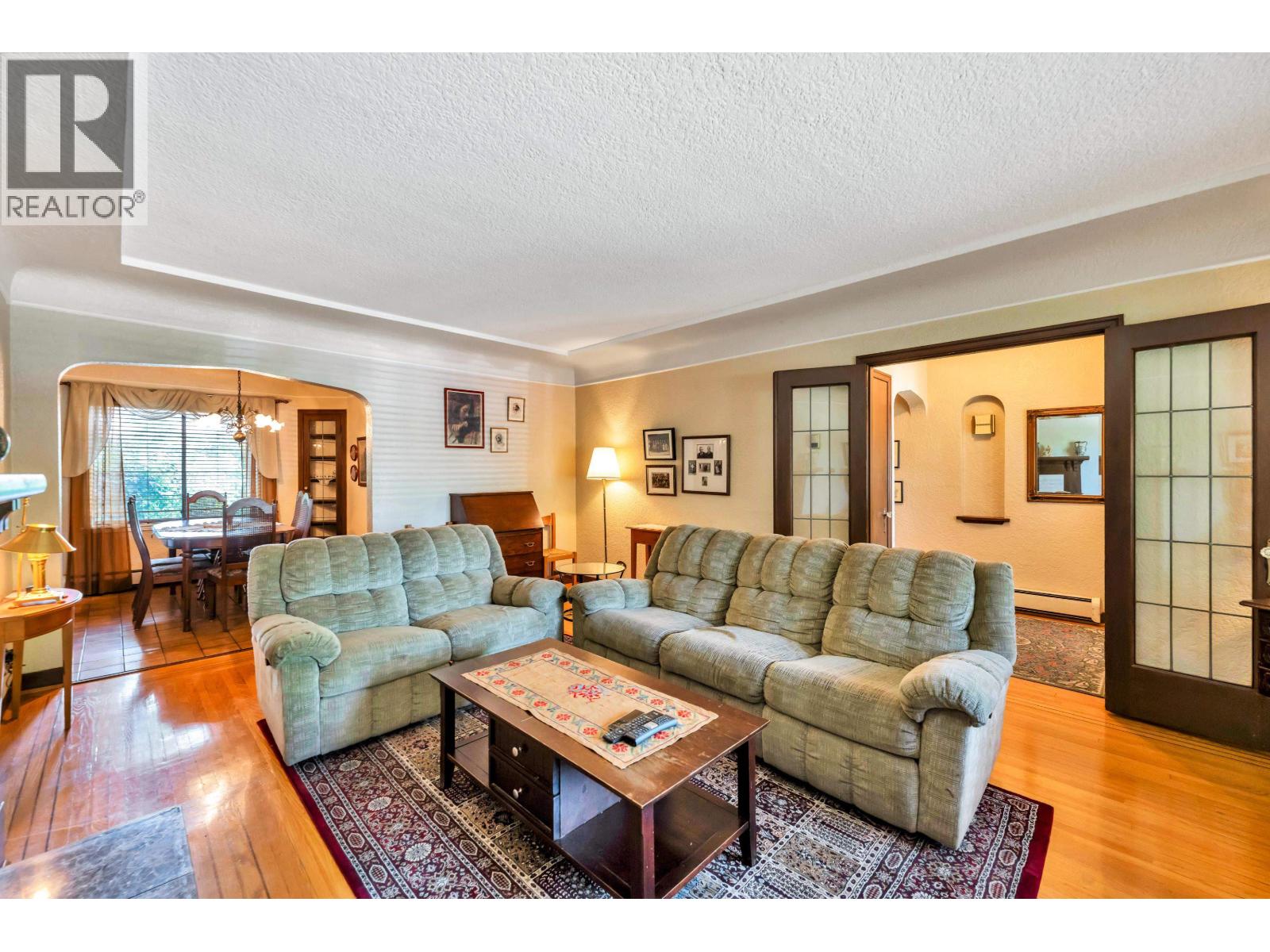 3778 Triumph Street, Burnaby, British Columbia  V5C 1Y4 - Photo 3 - R3090665