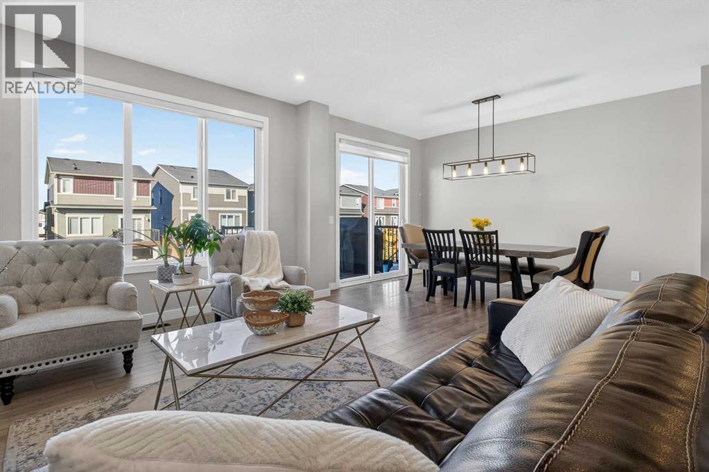 96 Emberside Glen, Cochrane, Alberta  T4C 2L7 - Photo 12 - A2296010