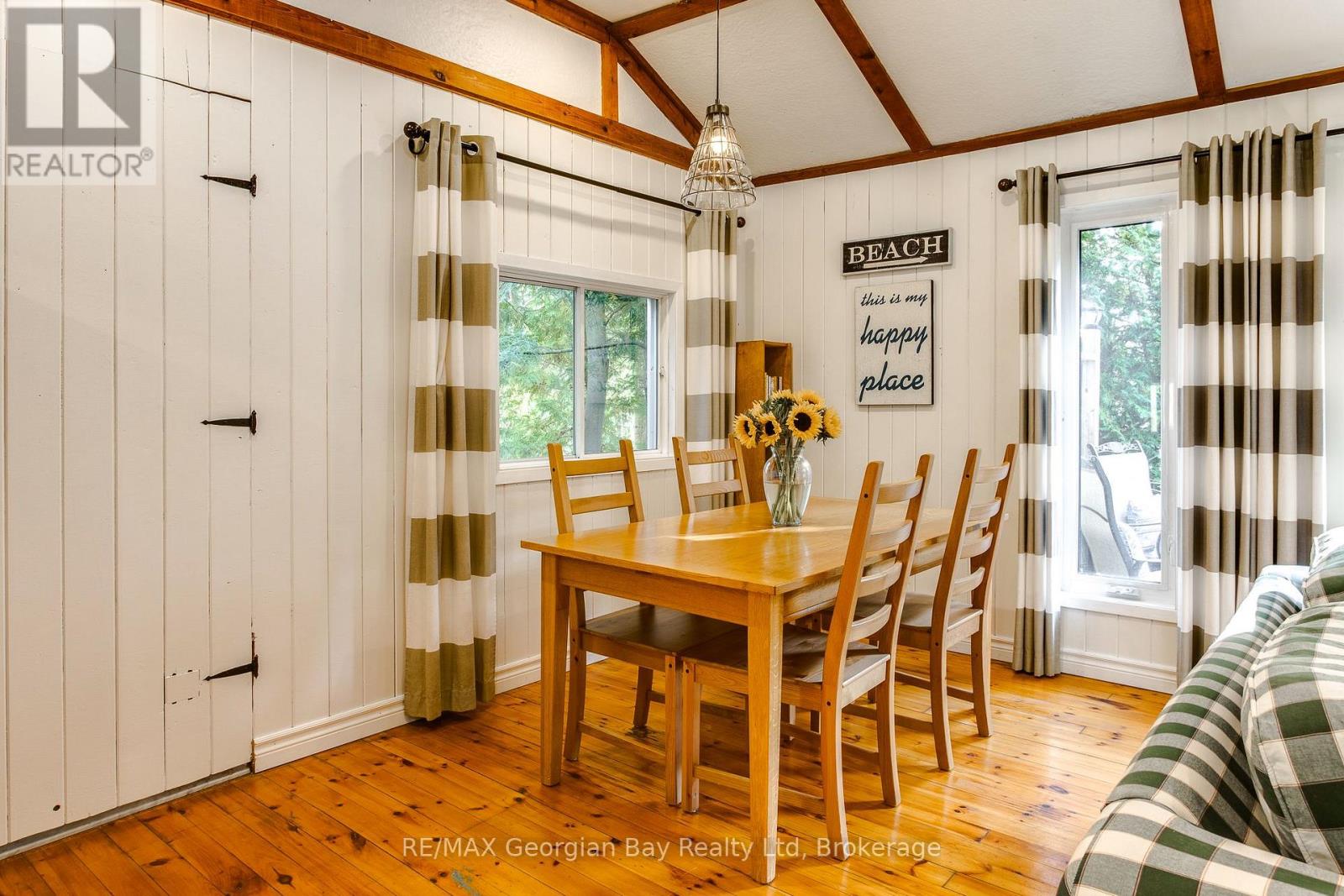 369 Tiny Beaches Road S, Tiny, Ontario  L0L 2J0 - Photo 8 - S12940476