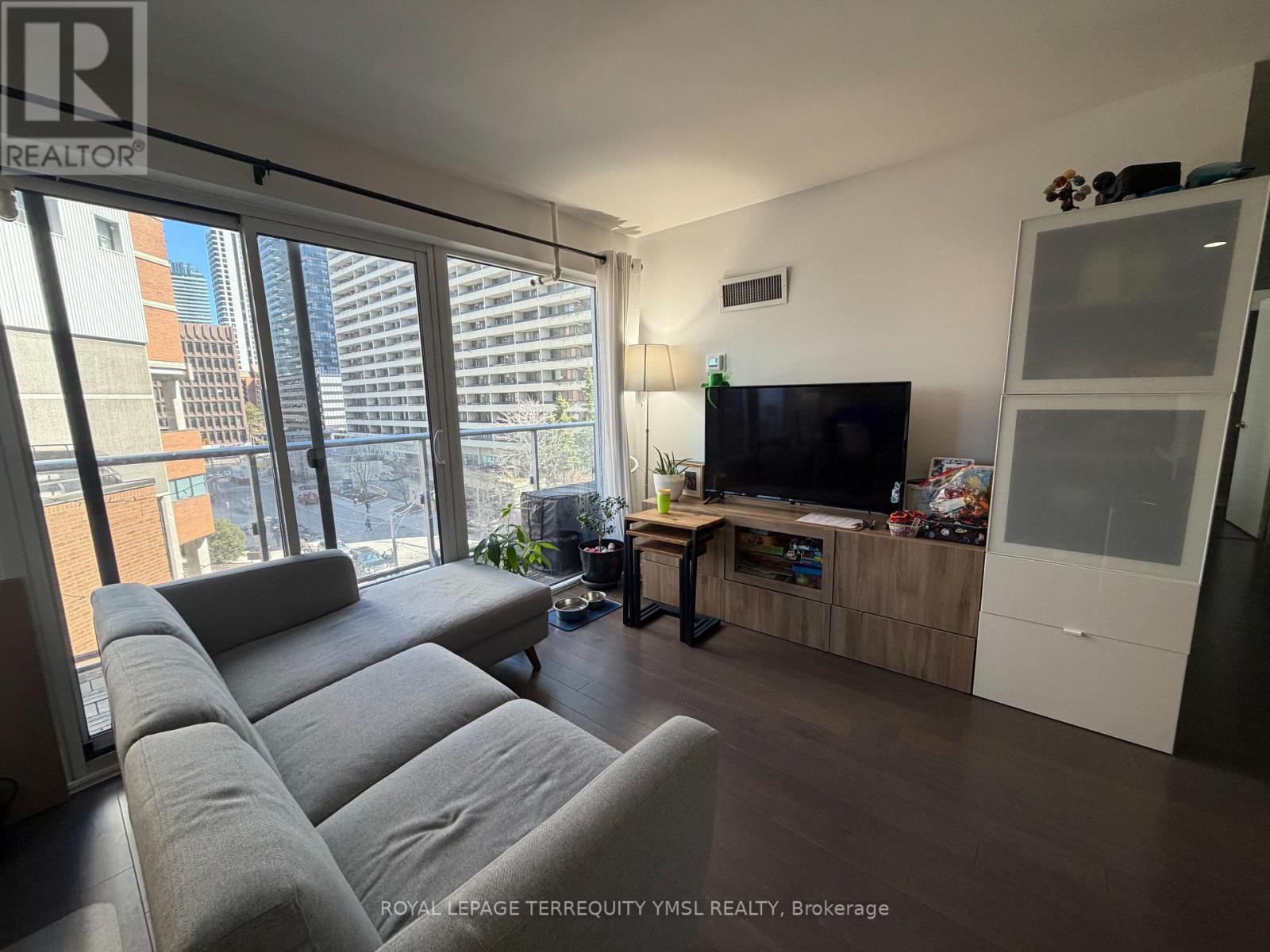 411 - 58 Orchard View Boulevard, Toronto, Ontario  M4R 0A2 - Photo 9 - C12940098