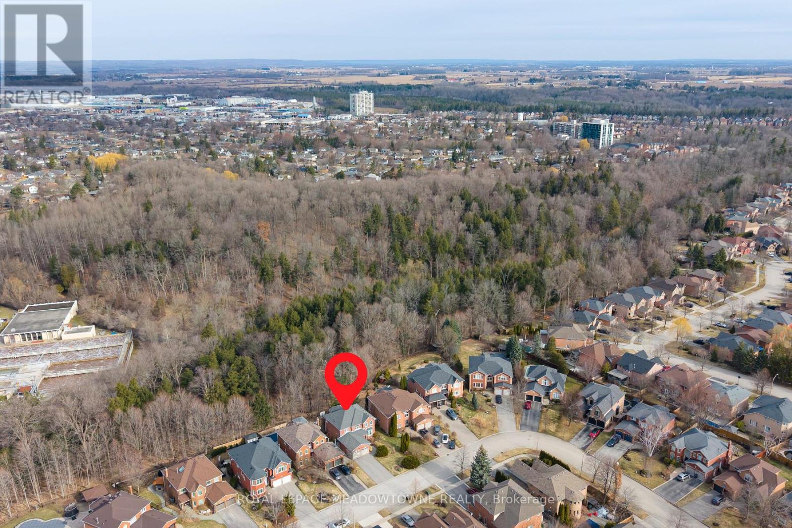 29 Hamilton Crescent, Halton Hills, Ontario  L7G 5K9 - Photo 3 - W12940074