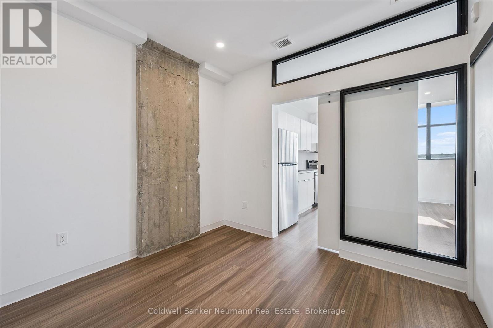 322 - 120 Huron Street, Guelph (St. Patrick's Ward), Ontario  N1E 0T8 - Photo 15 - X12940294