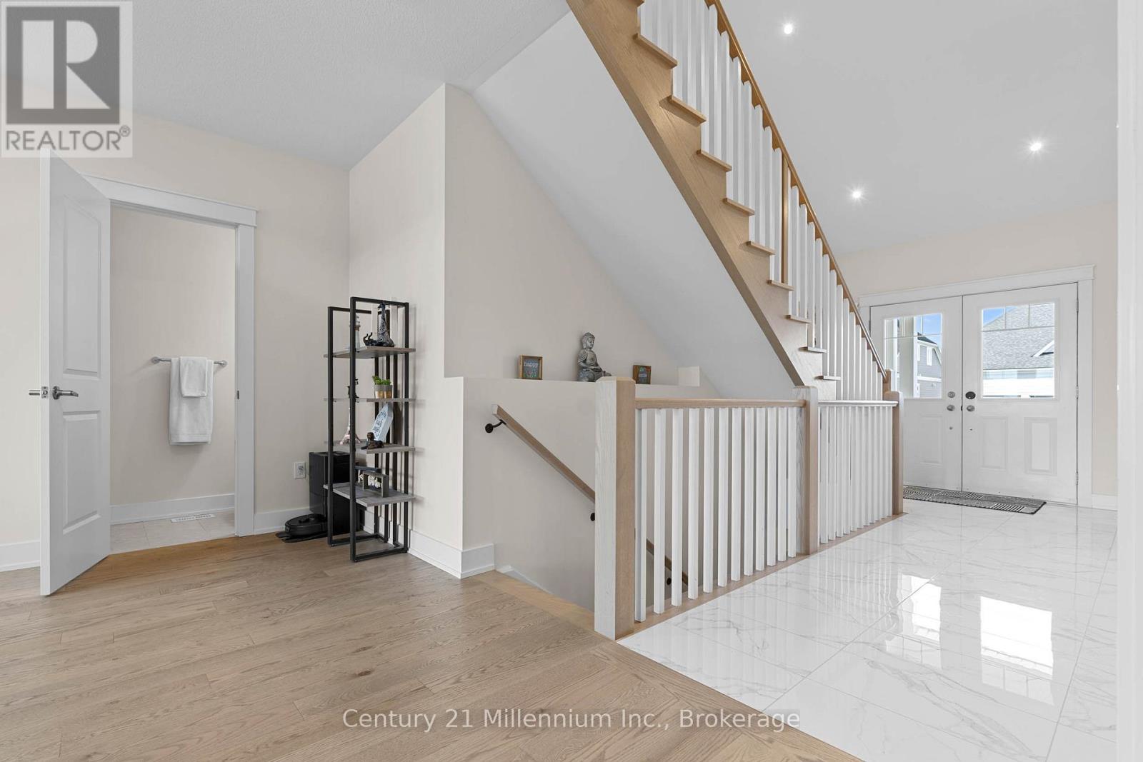 103 Laurens Lane, Georgian Bluffs, Ontario  N0H 1S0 - Photo 25 - X12940340