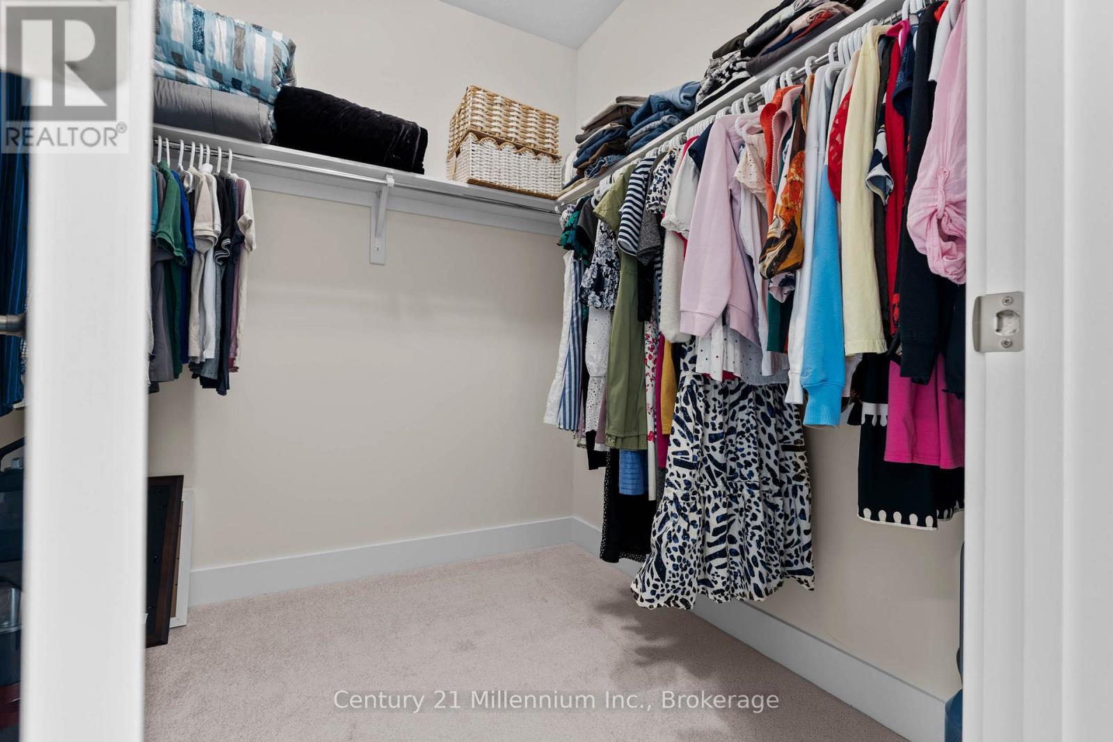 103 Laurens Lane, Georgian Bluffs, Ontario  N0H 1S0 - Photo 34 - X12940340