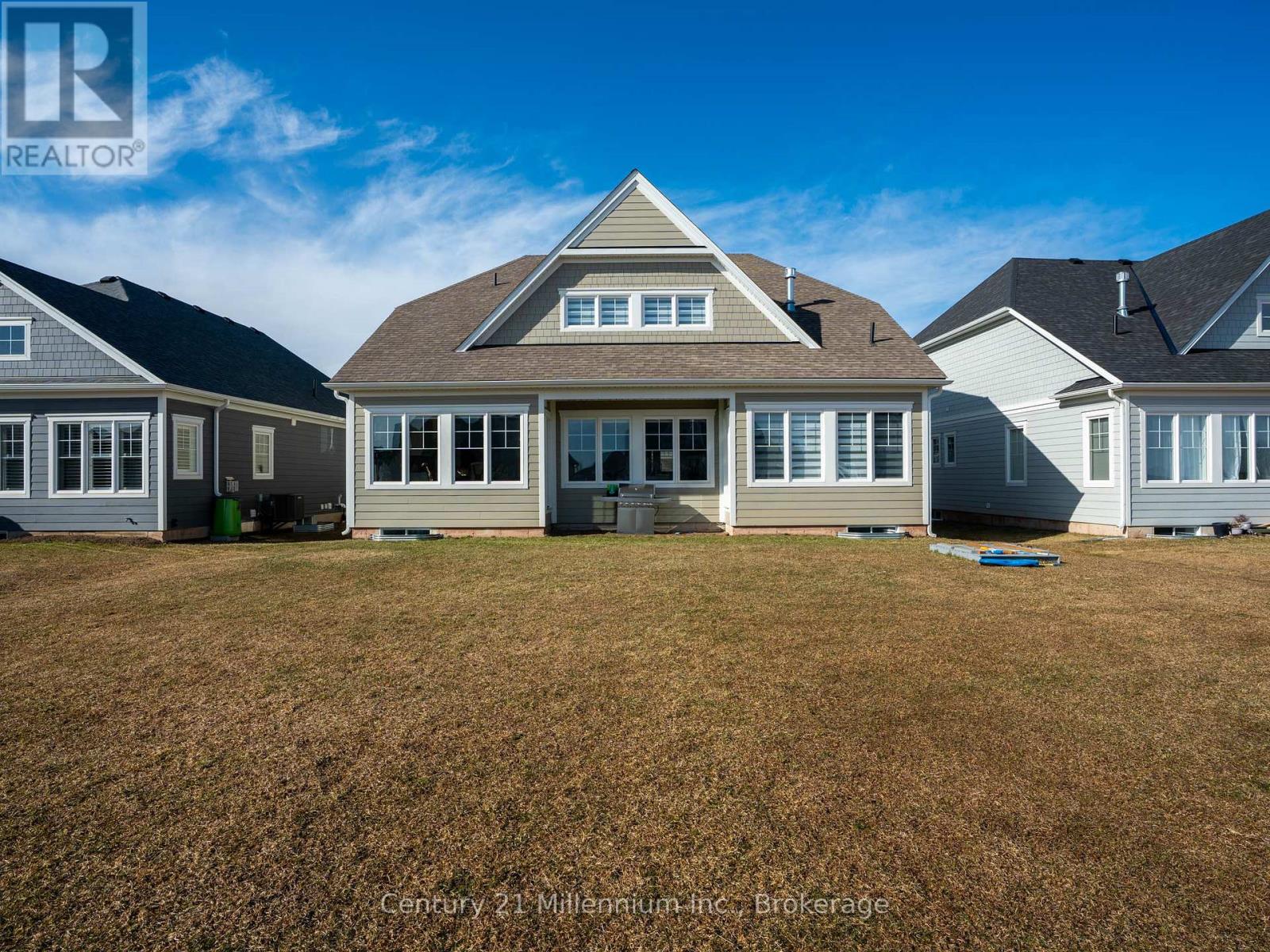 103 Laurens Lane, Georgian Bluffs, Ontario  N0H 1S0 - Photo 7 - X12940340