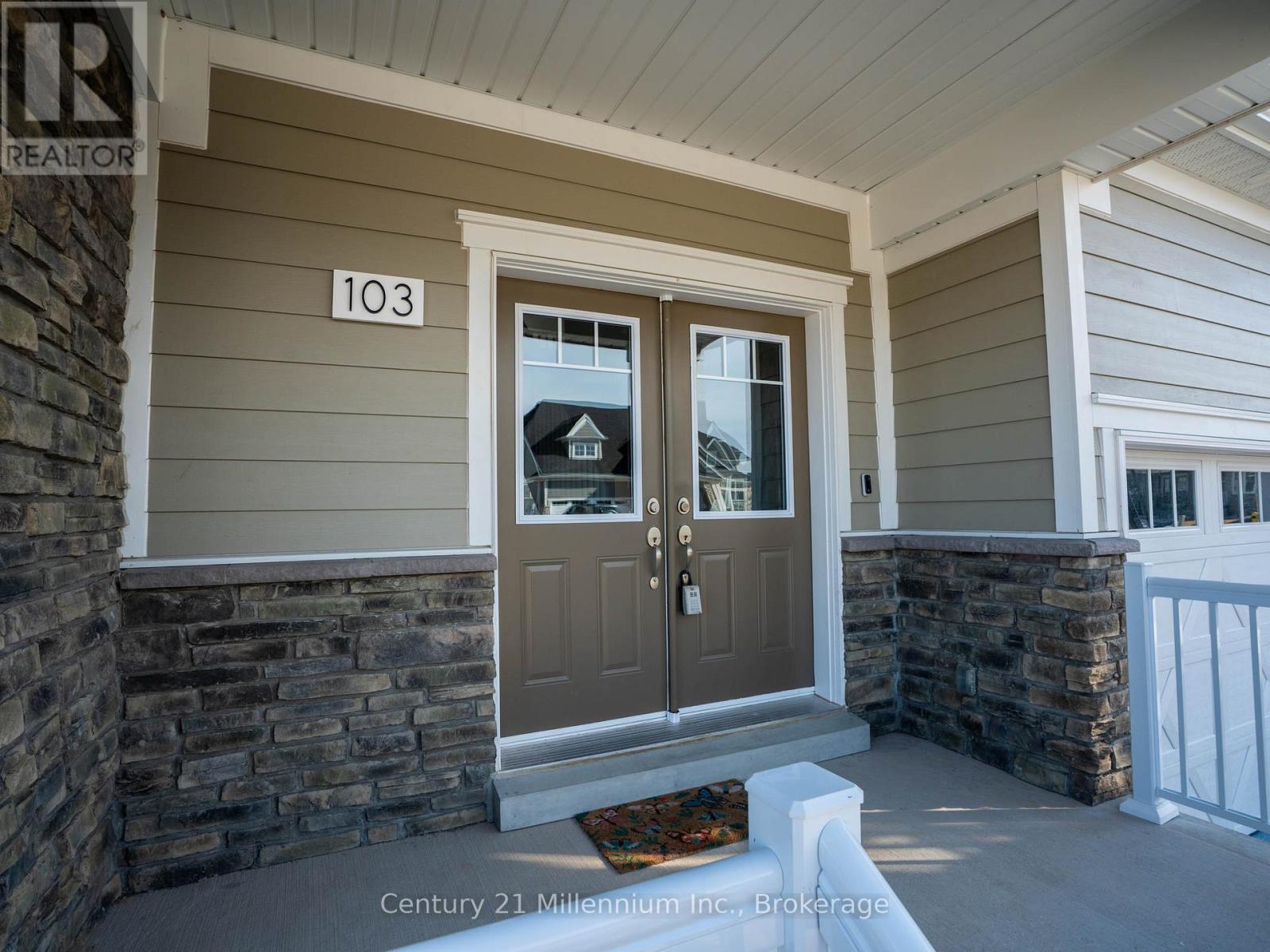 103 Laurens Lane, Georgian Bluffs, Ontario  N0H 1S0 - Photo 8 - X12940340