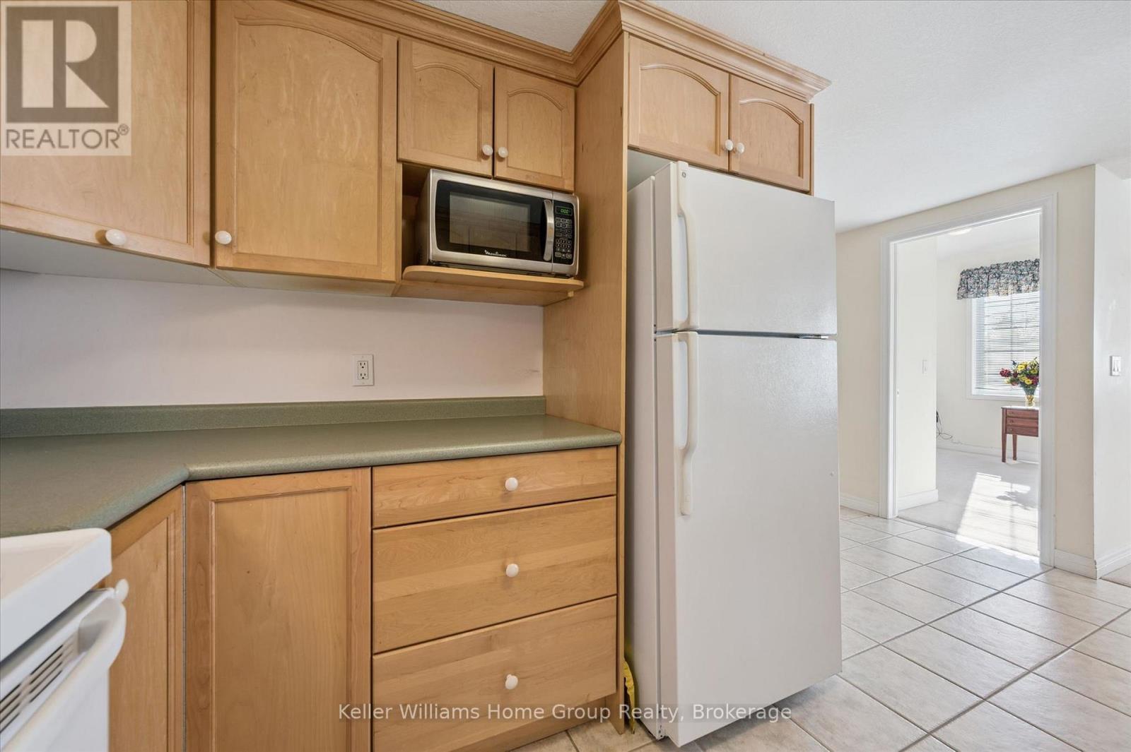 104 - 20 Station Square, Centre Wellington, Ontario N0B 1S0 - Photo 14 - X12940364