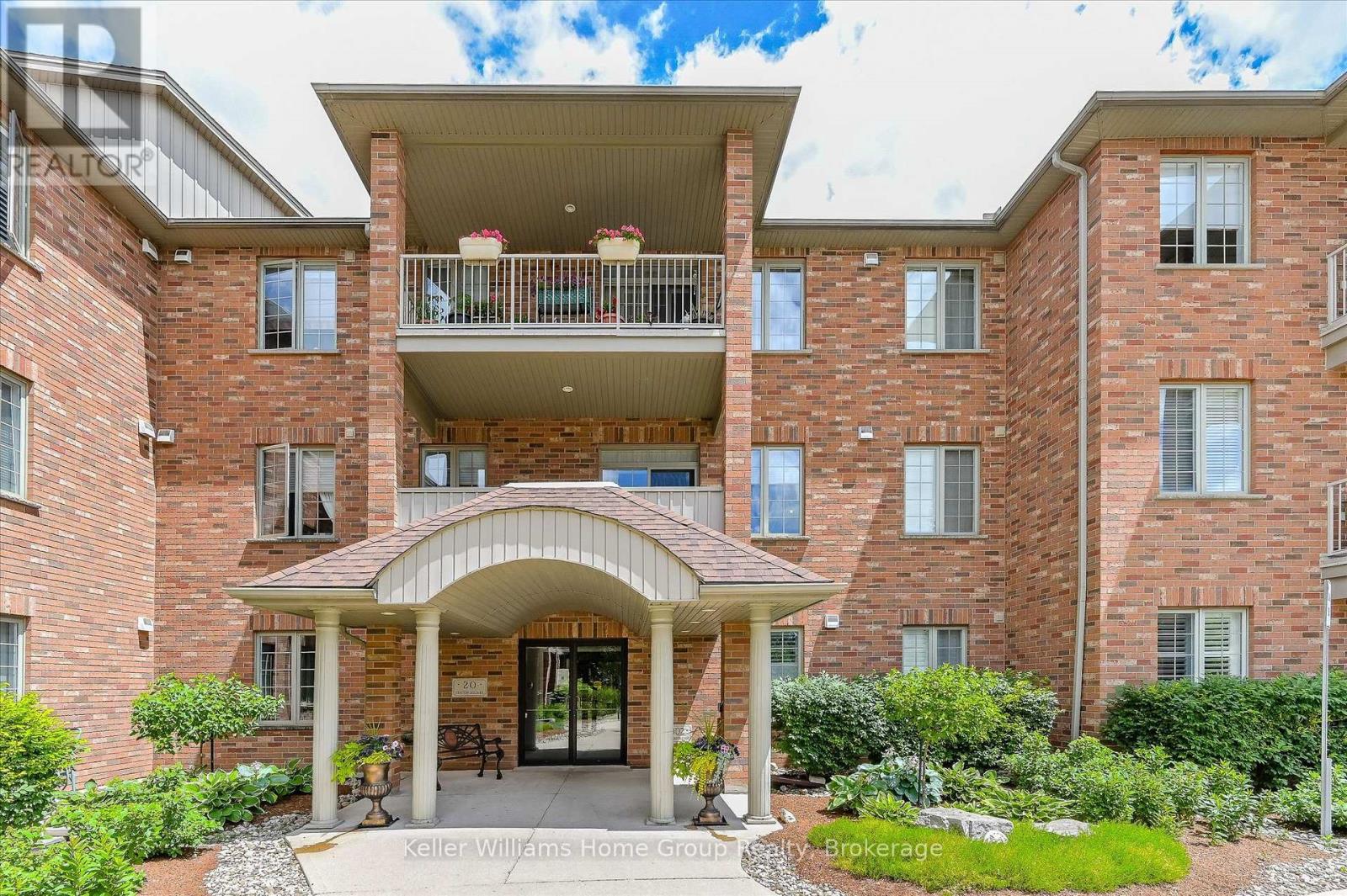 104 - 20 Station Square, Centre Wellington, Ontario N0B 1S0 - Photo 4 - X12940364