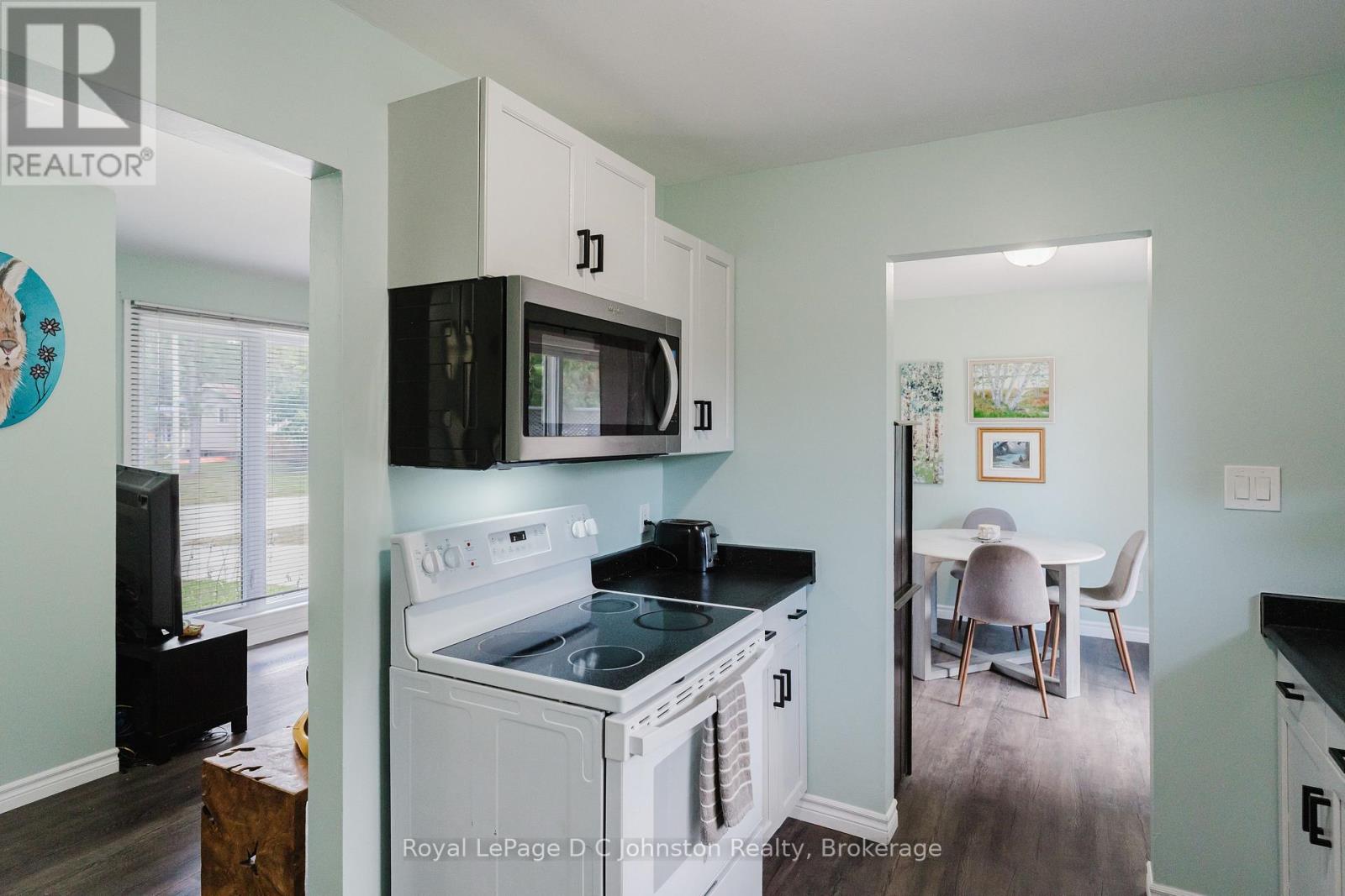 372 Provincial Street, Saugeen Shores, Ontario  N0H 2C1 - Photo 18 - X12940472