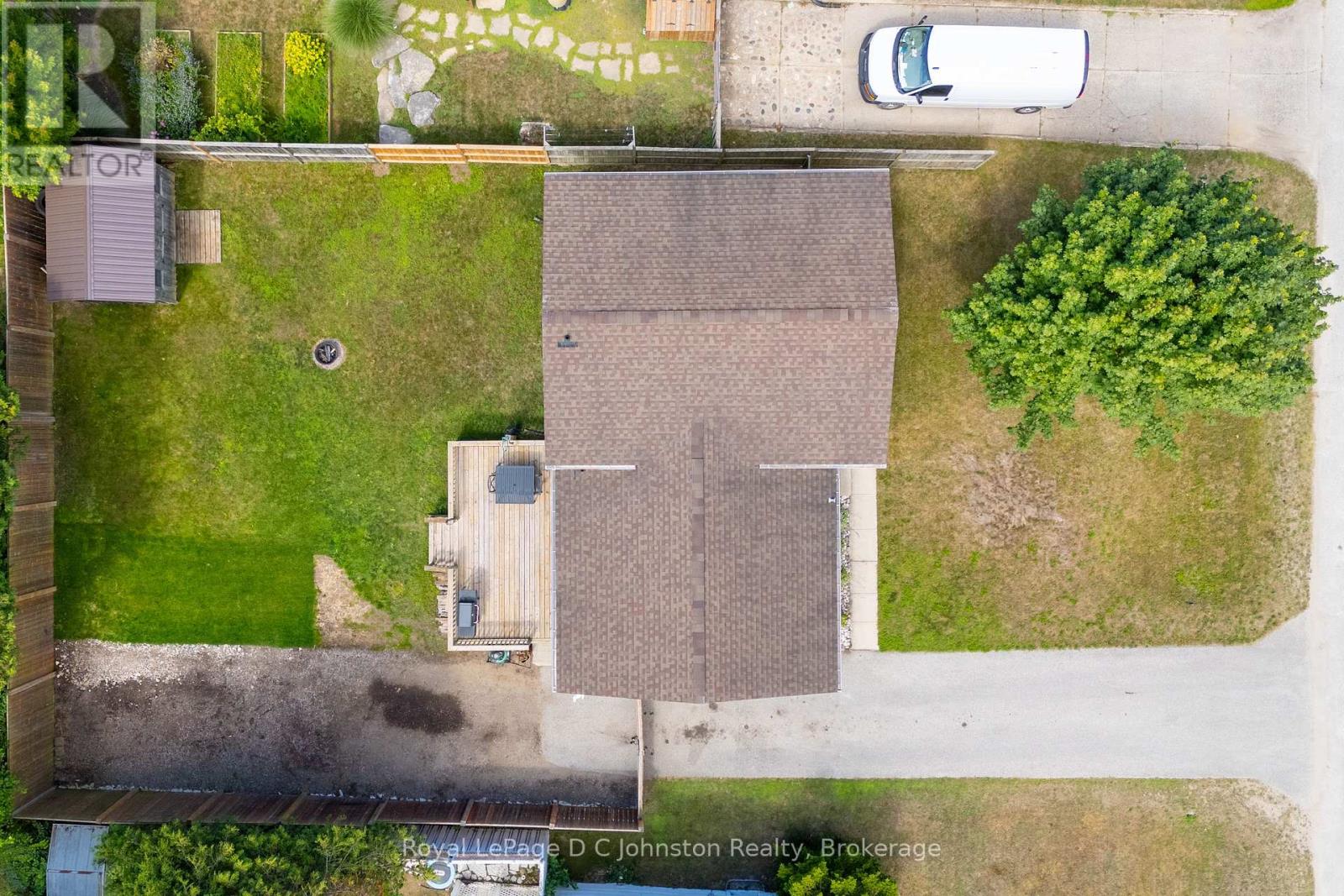 372 Provincial Street, Saugeen Shores, Ontario  N0H 2C1 - Photo 3 - X12940472