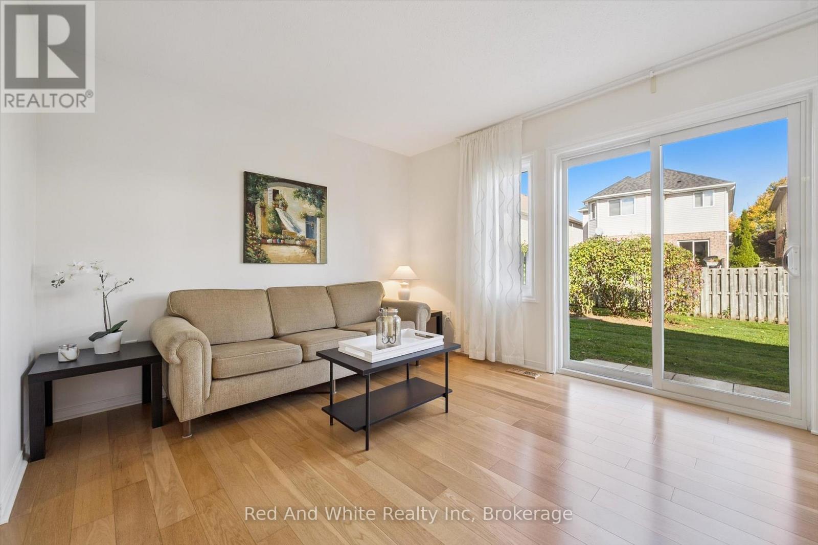 3 - 151 Clairfields Drive E, Guelph (Pineridge/westminster Woods), Ontario  N1L 1P5 - Photo 10 - X12940480