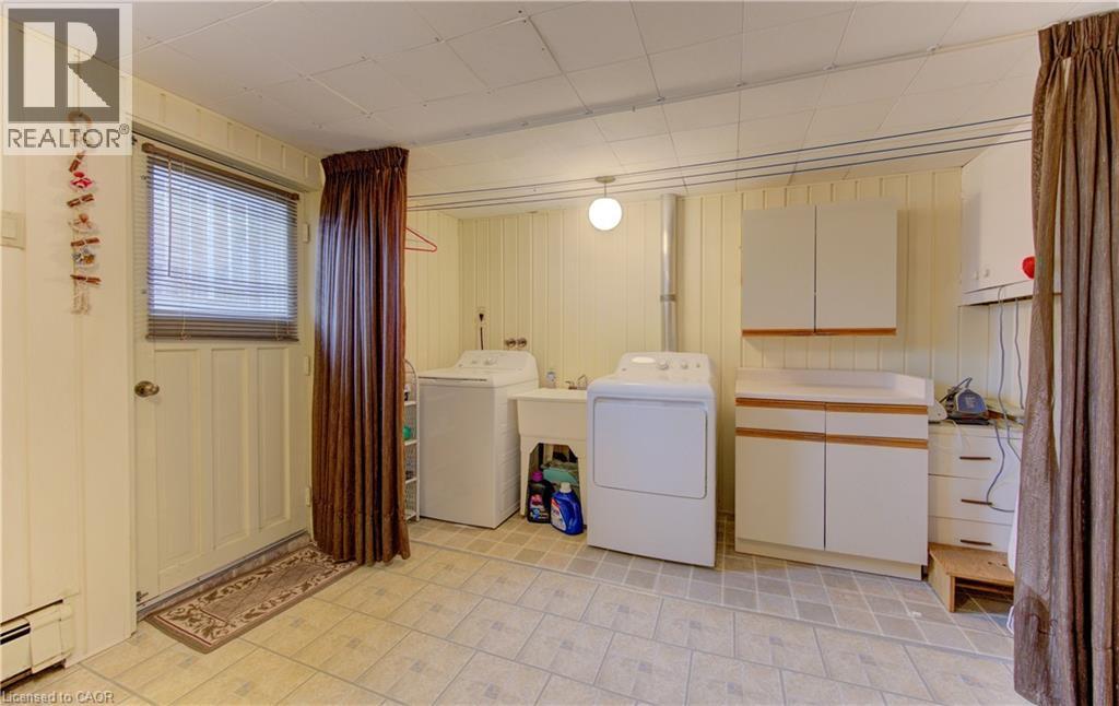 55 Coach Hill Drive, Kitchener, Ontario  N2E 1N7 - Photo 32 - 40812548