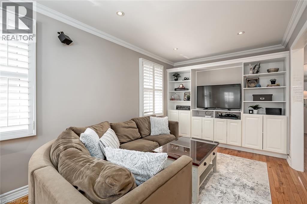 220 Townsend Avenue, Burlington, Ontario  L7T 1Z4 - Photo 13 - 40815358