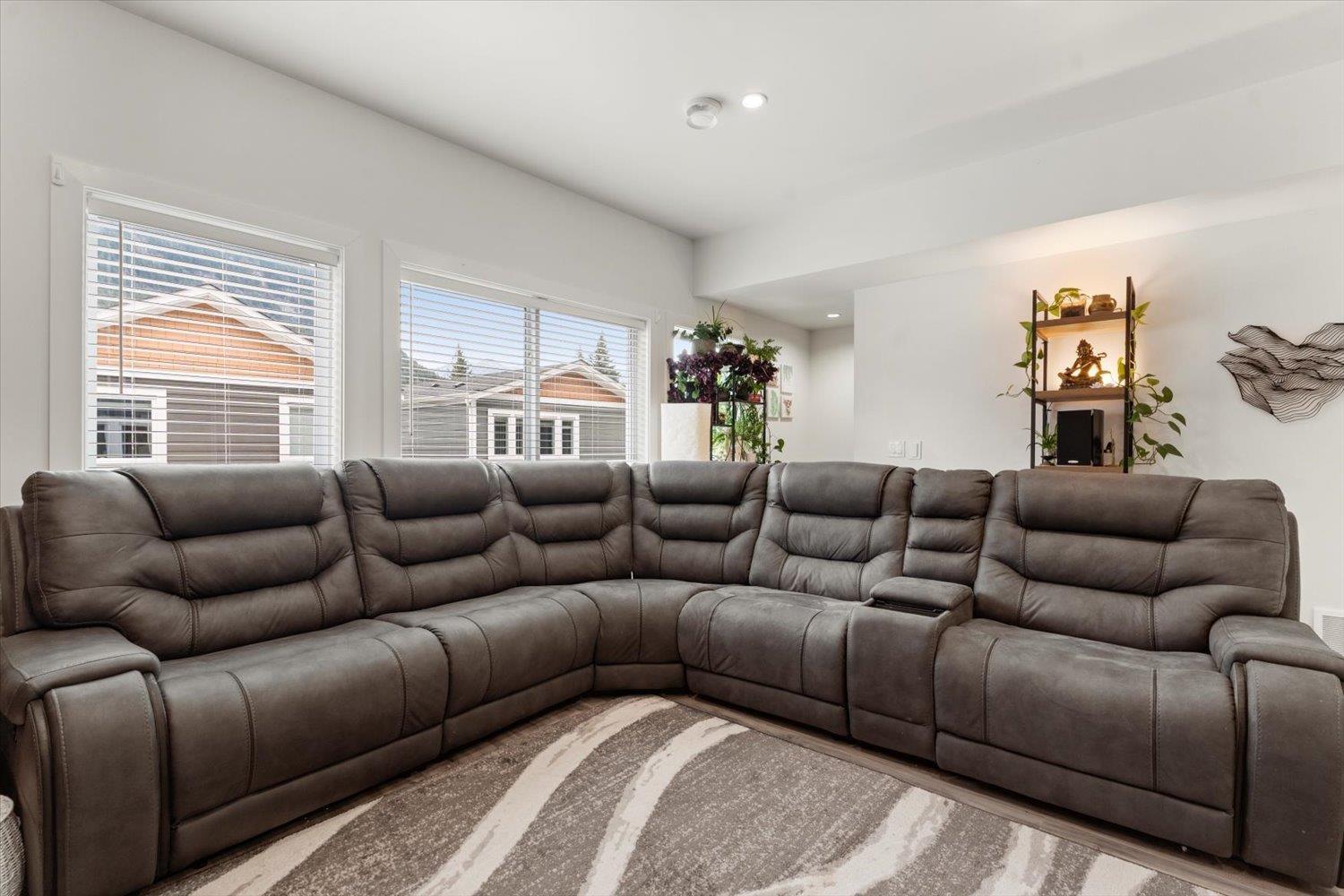 17 750 Hot Springs Road, Harrison Hot Springs, Harrison Hot Springs, British Columbia  V0M 1K0 - Photo 11 - R3092241