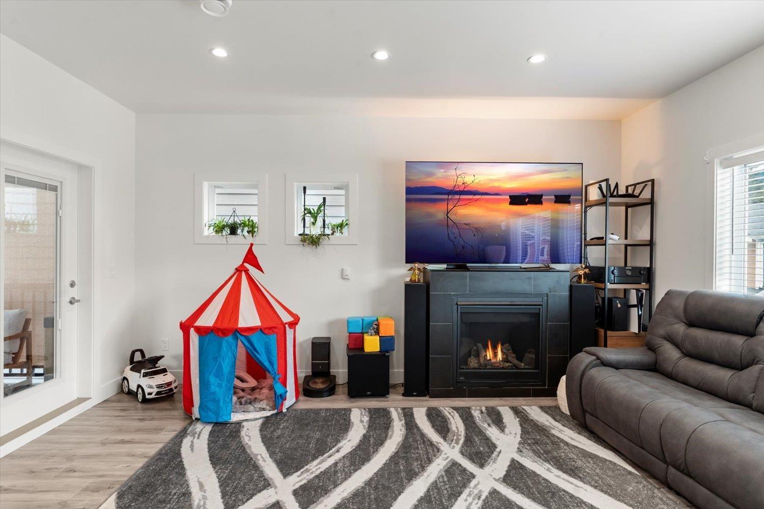 17 750 Hot Springs Road, Harrison Hot Springs, Harrison Hot Springs, British Columbia  V0M 1K0 - Photo 6 - R3092241