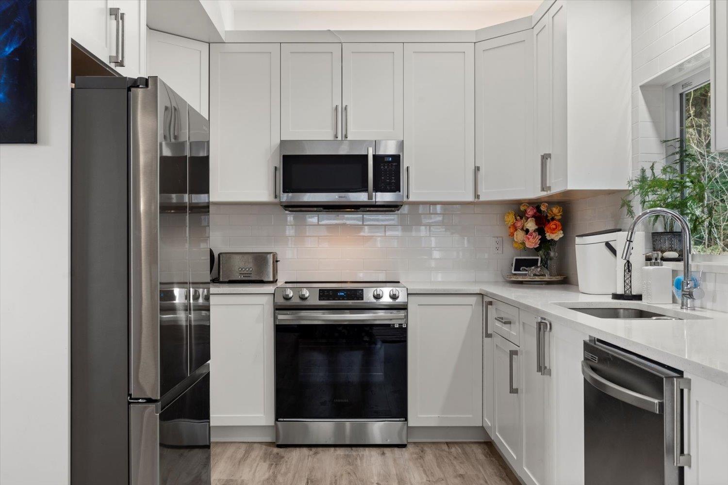 17 750 Hot Springs Road, Harrison Hot Springs, Harrison Hot Springs, British Columbia  V0M 1K0 - Photo 4 - R3092241