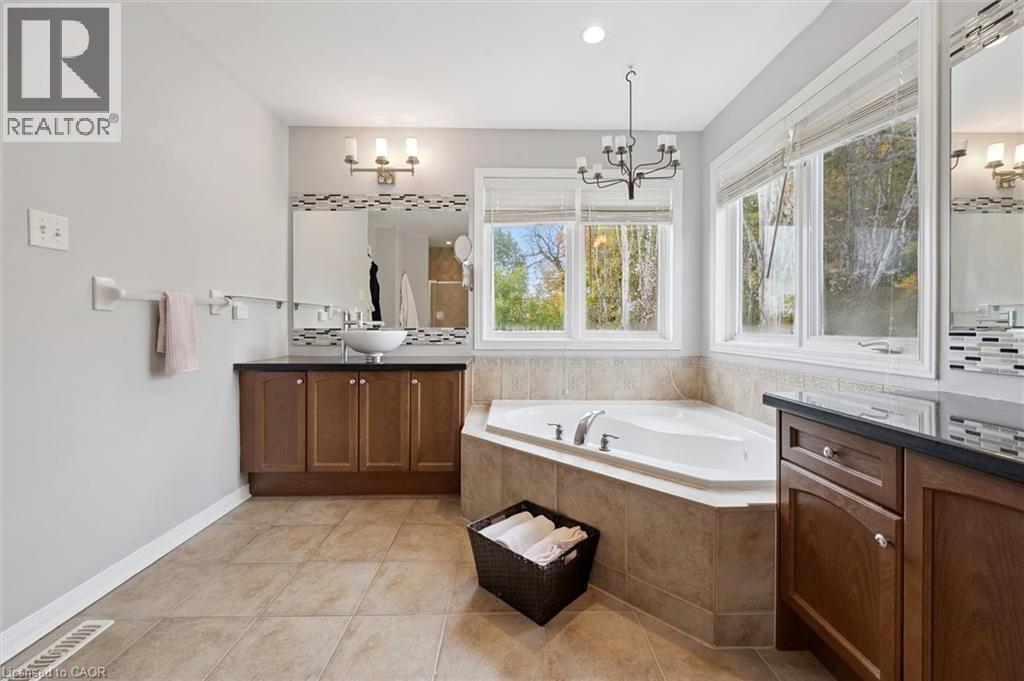 305 Pine Valley Drive, Kitchener, Ontario  N2P 2V5 - Photo 32 - 40816178