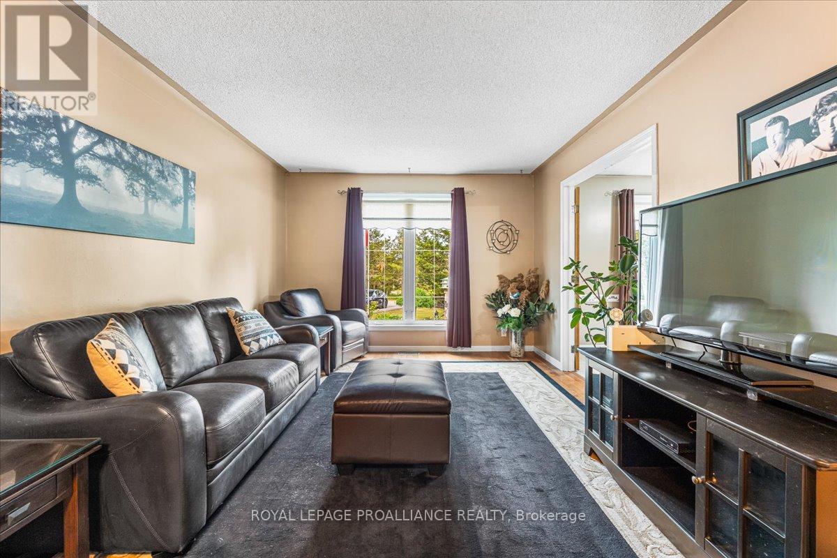 2475c Shannonville Road, Tyendinaga, Ontario  K0K 2V0 - Photo 8 - X12940424