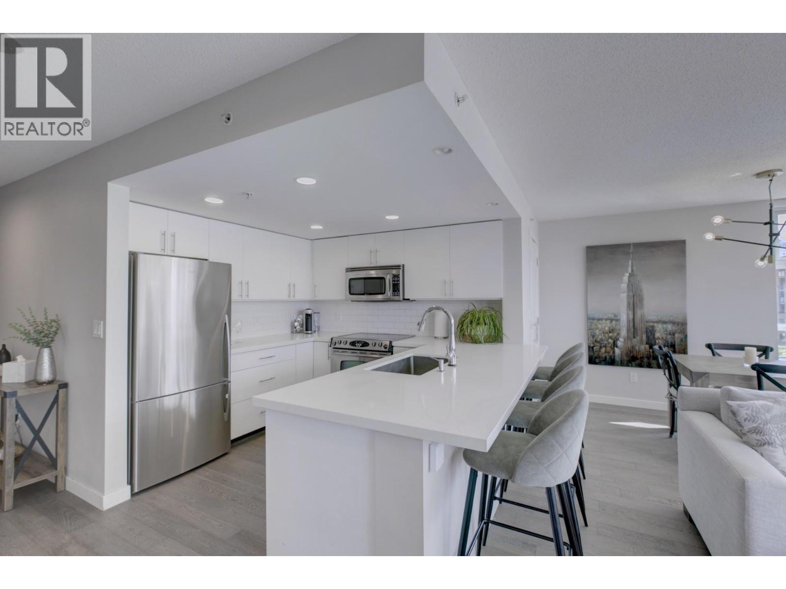 504 125 MILROSS AVENUE, Vancouver, British Columbia