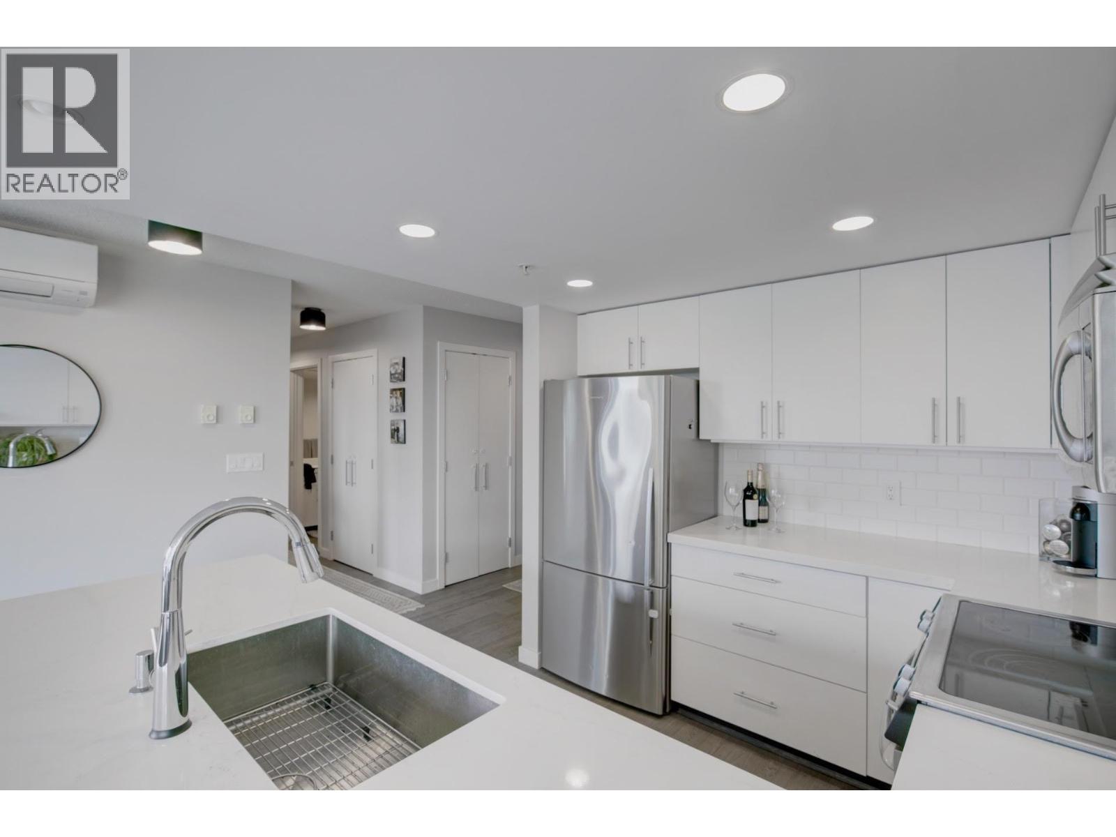 504 125 Milross Avenue, Vancouver, British Columbia  V6A 0A1 - Photo 5 - R3105268