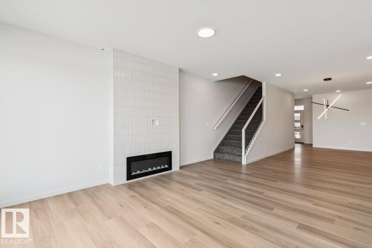 7015 50a Av, Beaumont, Alberta  T4X 2Z3 - Photo 11 - E4472032