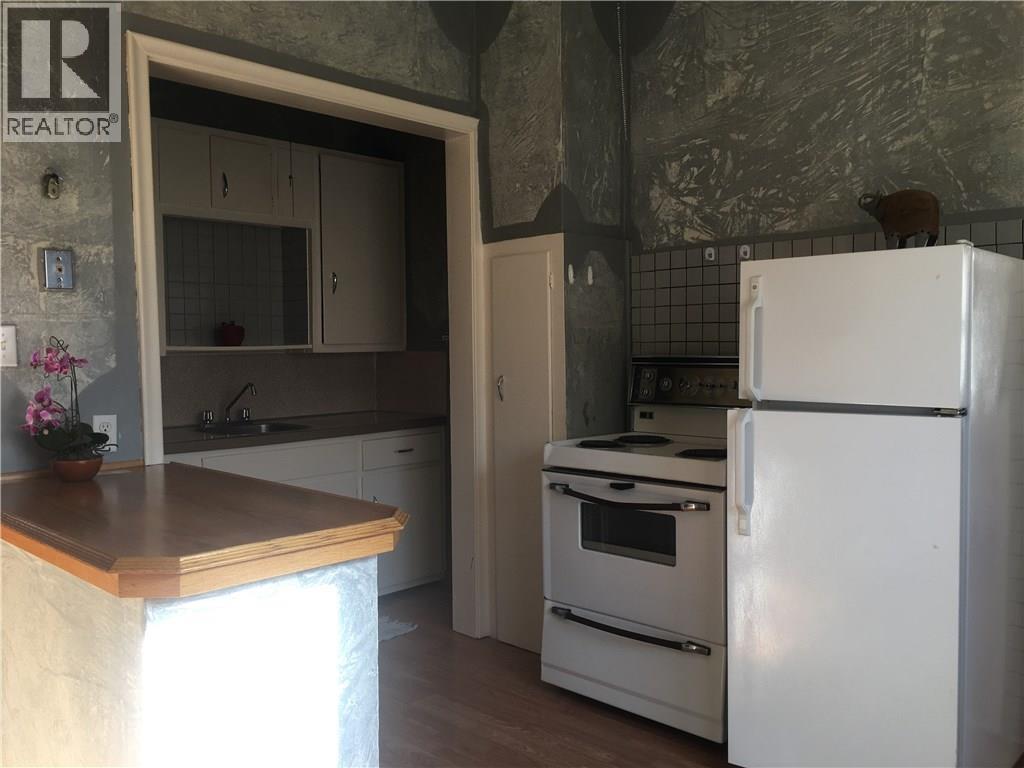 212 5 Avenue, Strathmore, Alberta  T1P 1B7 - Photo 7 - A2290833