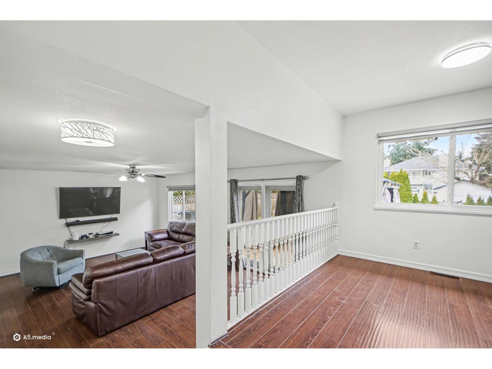 9279 156a Street, Surrey, British Columbia  V4N 3B1 - Photo 10 - R3104920