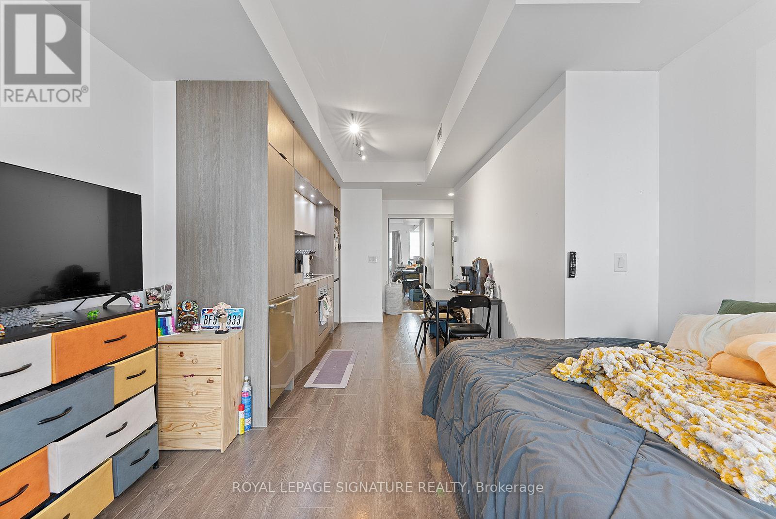 2105 - 170 Sumach Street, Toronto, Ontario  M5A 0C3 - Photo 13 - C12940328