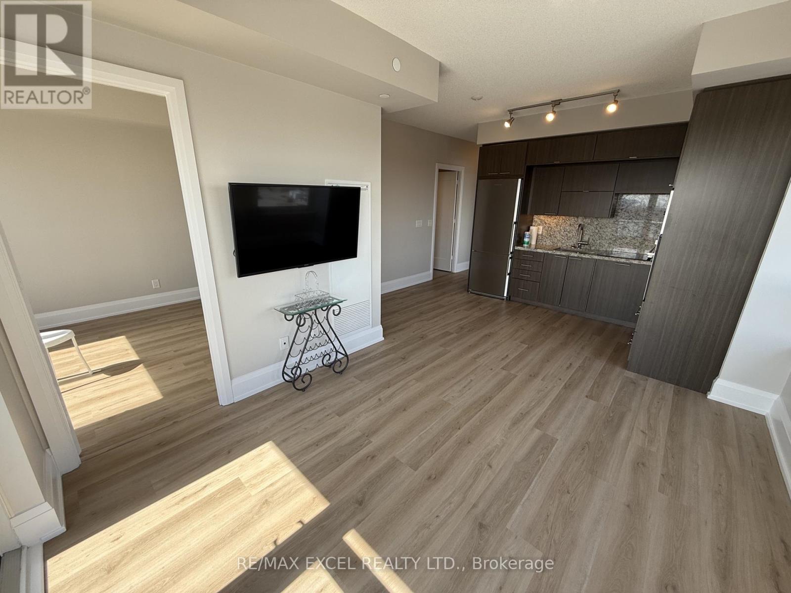 906 - 120 Harrison Garden Boulevard, Toronto, Ontario  M2N 0H1 - Photo 2 - C12940334