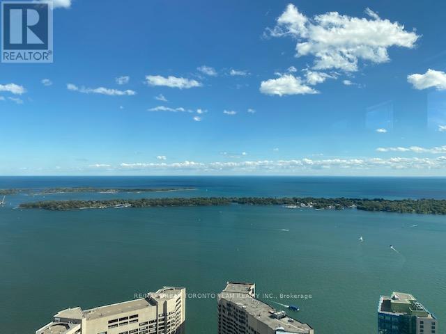 6710 - 100 HARBOUR STREET, Toronto, Ontario