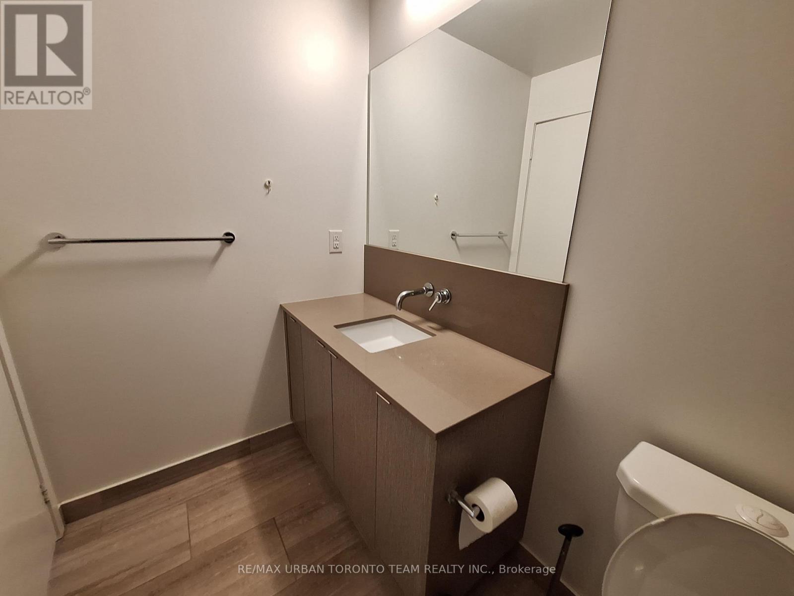6710 - 100 Harbour Street, Toronto, Ontario  M5J 0B5 - Photo 18 - C12940384