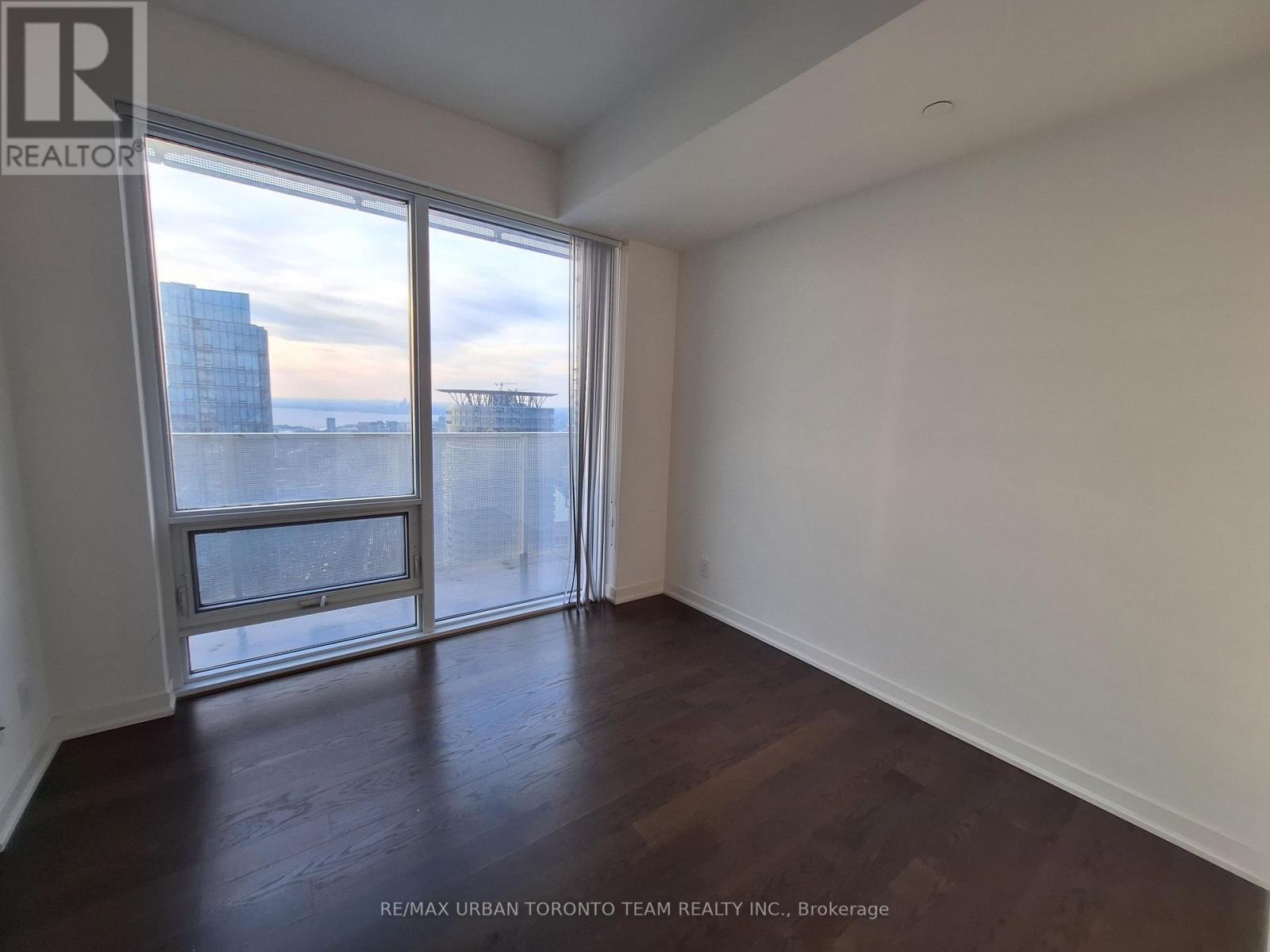 6710 - 100 Harbour Street, Toronto, Ontario  M5J 0B5 - Photo 19 - C12940384