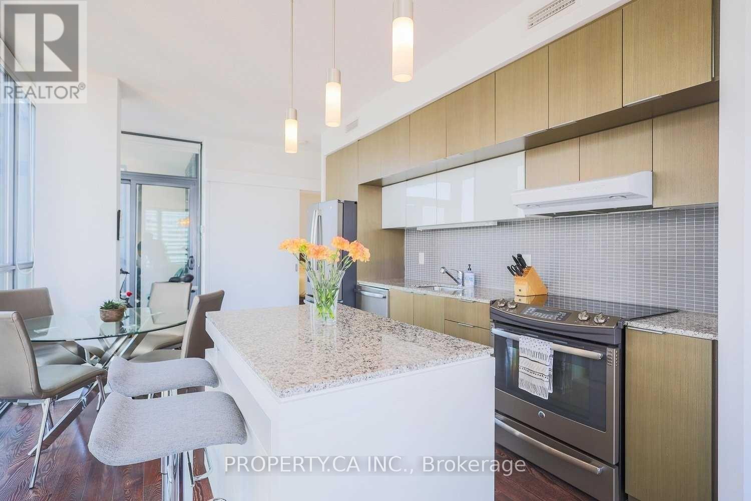 3805 - 110 Charles Street E, Toronto, Ontario  M4Y 1T5 - Photo 12 - C12940388