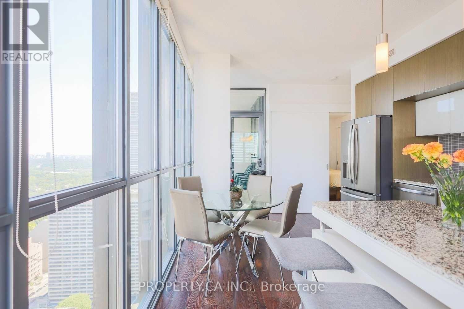 3805 - 110 Charles Street E, Toronto, Ontario  M4Y 1T5 - Photo 15 - C12940388