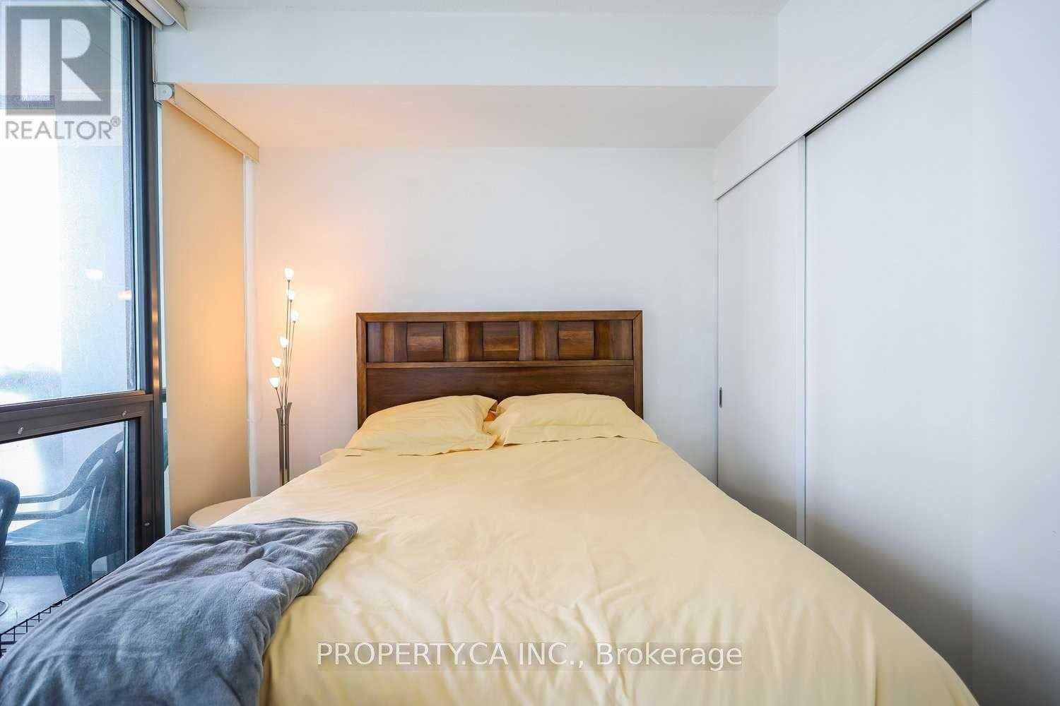 3805 - 110 Charles Street E, Toronto, Ontario  M4Y 1T5 - Photo 29 - C12940388