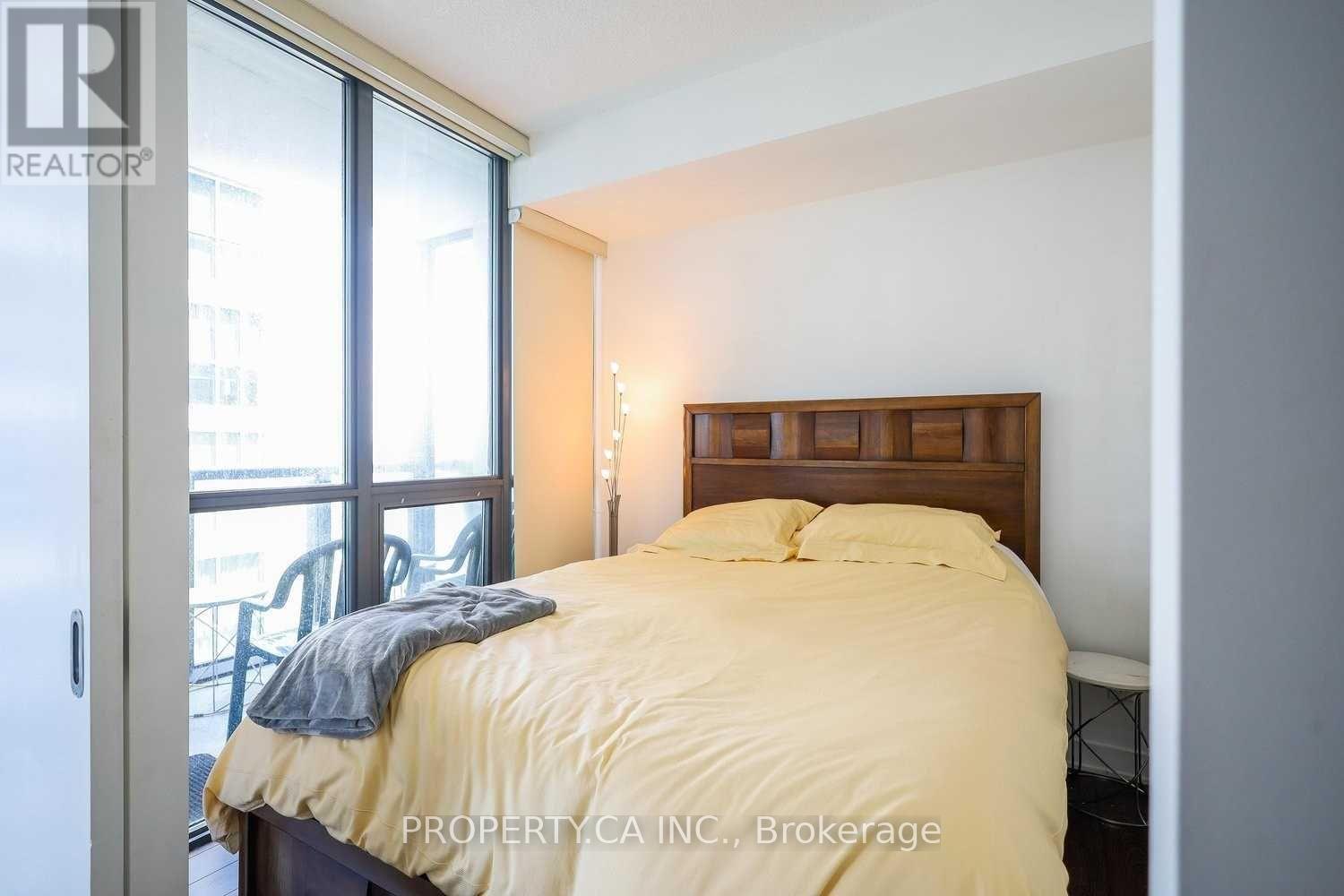 3805 - 110 Charles Street E, Toronto, Ontario  M4Y 1T5 - Photo 30 - C12940388